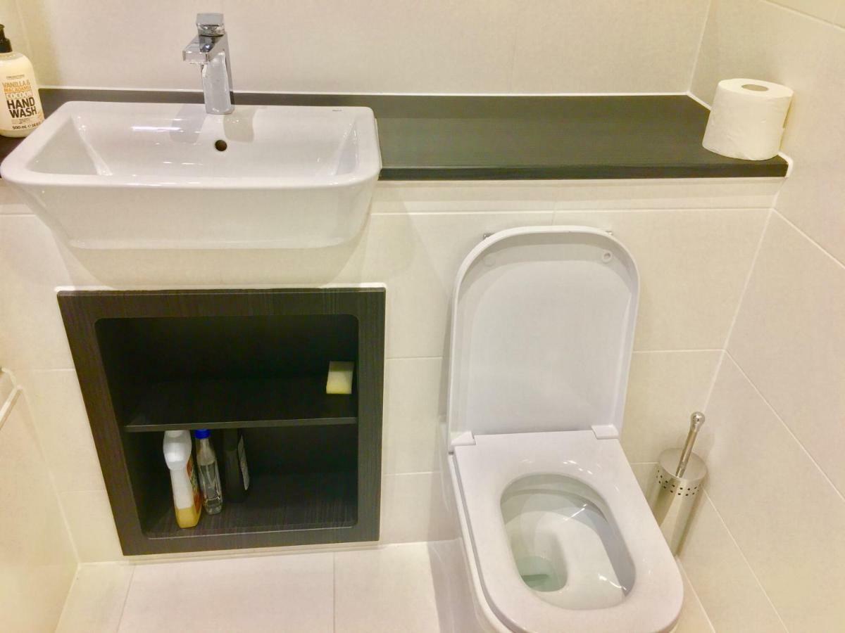 2-Bedrooms Modern Apartment Next To Velodrome, Lounge, Balcony, Parking, Abba ลอนดอน ภายนอก รูปภาพ
