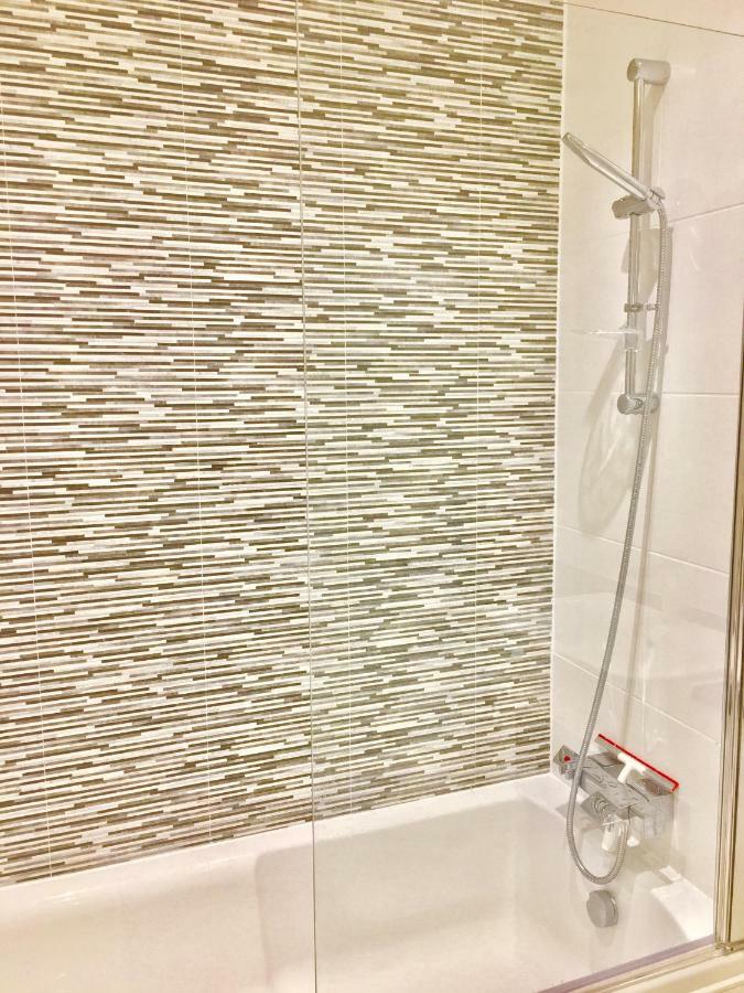 2-Bedrooms Modern Apartment Next To Velodrome, Lounge, Balcony, Parking, Abba ลอนดอน ภายนอก รูปภาพ