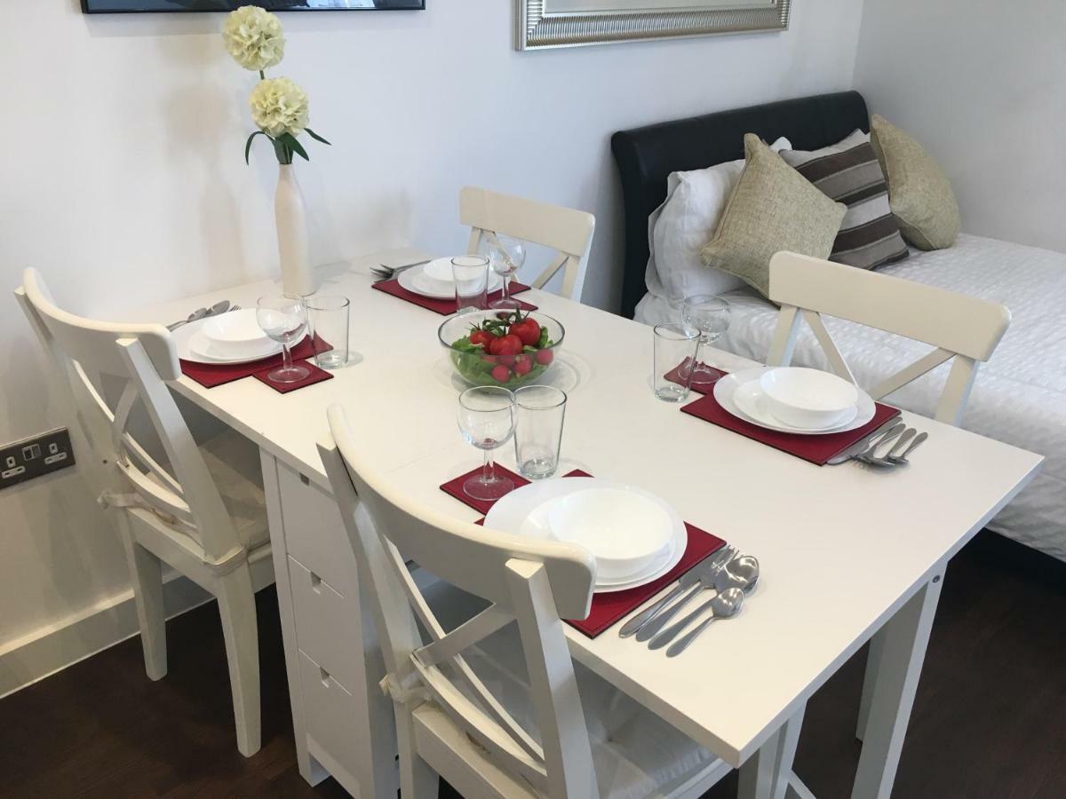 2-Bedrooms Modern Apartment Next To Velodrome, Lounge, Balcony, Parking, Abba ลอนดอน ภายนอก รูปภาพ